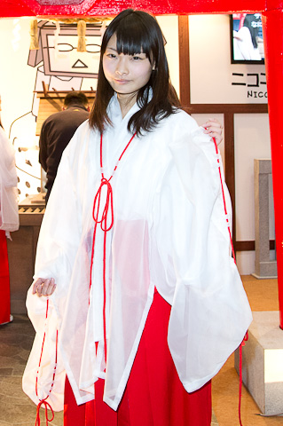 赵寅成变李光洙经纪人?网友调侃:这么帅当演员爆红“完美体育直播公司”(图3) 完美体育直播公司